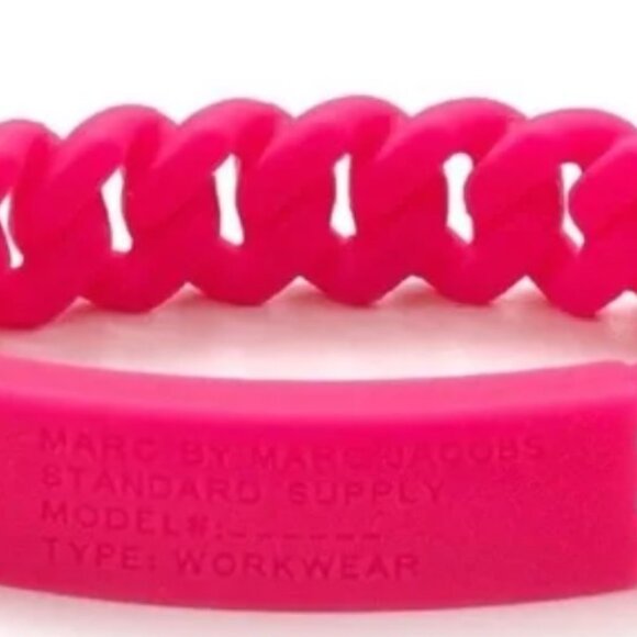 Marc By Marc Jacobs Knockout Pink Rubber Bracelet M5131091 - Picture 2 of 6